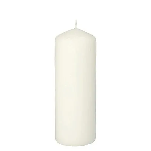 Eine Starpak Stumpenkerze mit extra langer Brenndauer (Ø 60 mm, 165 mm, weiß) steht aufrecht vor weißem Hintergrund und bietet langanhaltenden Kerzengenuss.