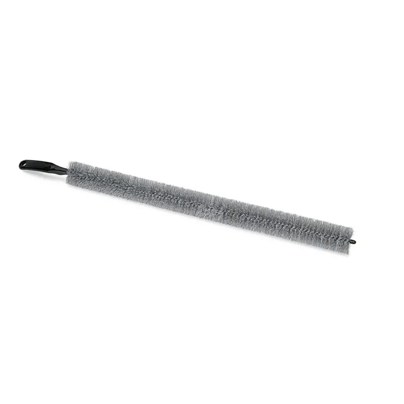 Die Nölle Profi Brush Heizkörperbürste, extra lang 75 cm (Synthetik), von Nölle Profi Brush Bürsten- & Pinseltechnik e.K., ist ideal für die effektive Heizkörperreinigung in engen Zwischenräumen.