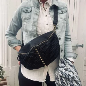Gürteltasche JOMA mit Geflecht und Nieten - Schwarz