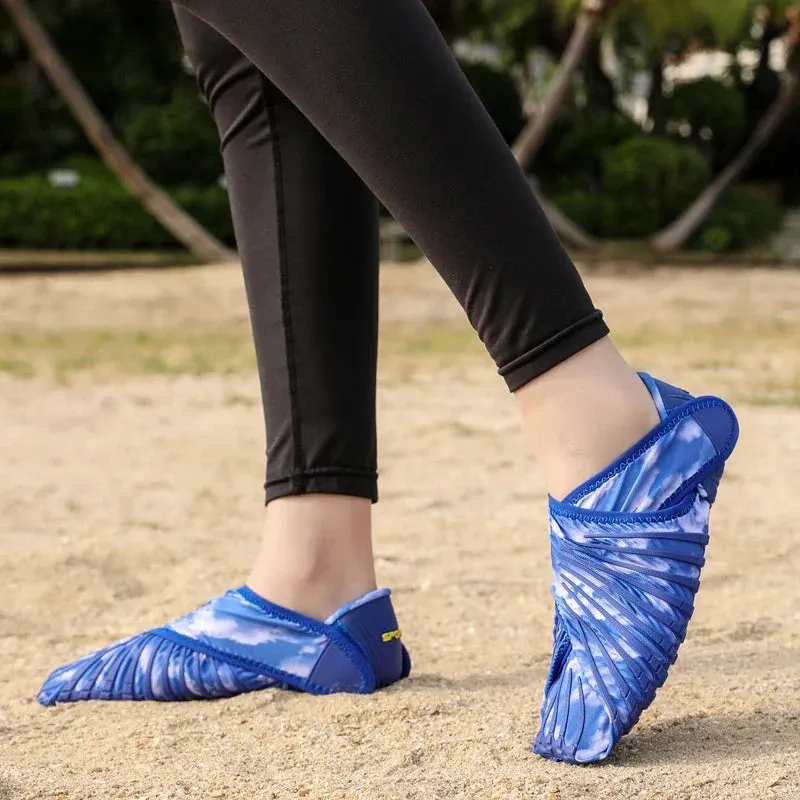 Unisex Slip-On Summer Mesh Outdoor Shoes - Image 0