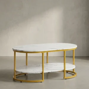 Ovaler Couchtisch mit weißer Marmor-Optik und filigranem goldenem Metallgestell, freigestellt vor weißem Hintergrund._#sku_SAFWL6.895#