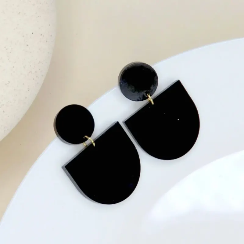 Damen Statement Ohrringe schwarz