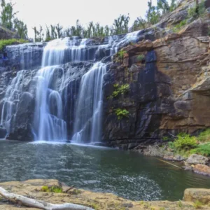 Duschrückwand-Idyllischer Wasserfall in New South Wales Australien
