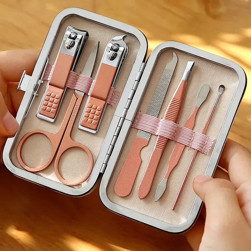 Salon Style Travel Manicure Pedicure Set - Image 0
