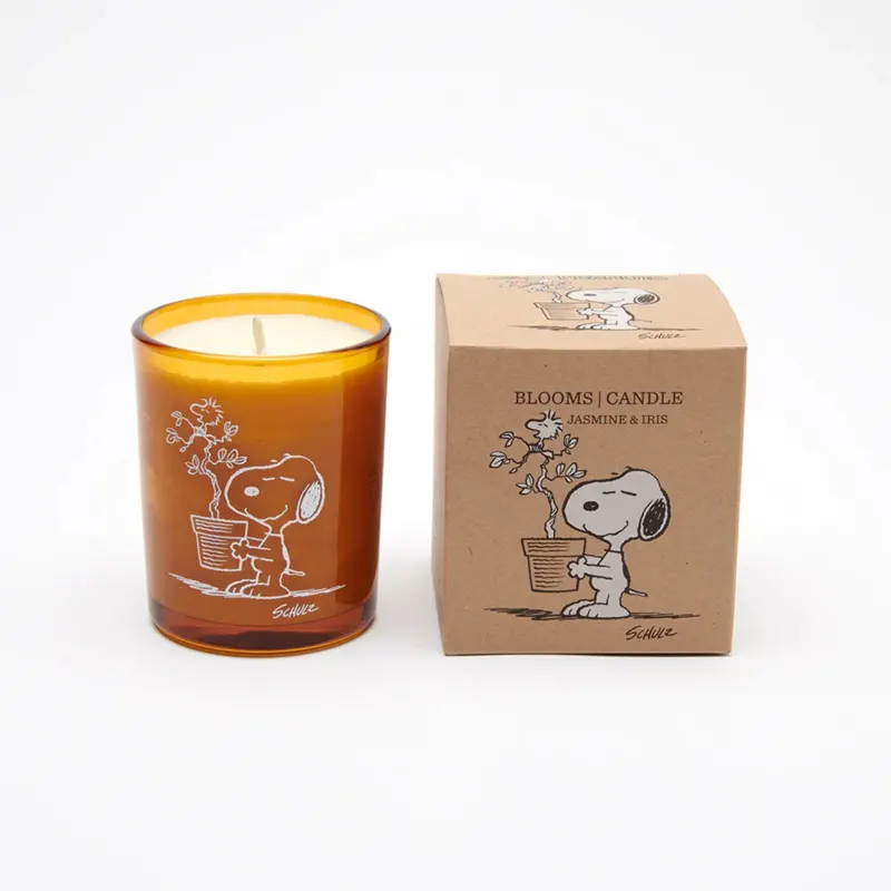 PEANUTS - BLOOMS CANDLE | Vegane, pflanzliche WACHS-KERZE | Jasmin & Iris | Magpie