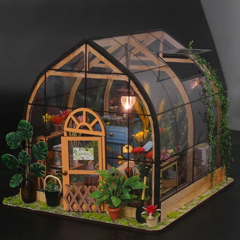 DIY Dream Home Miniature Wooden Doll House - Image 0