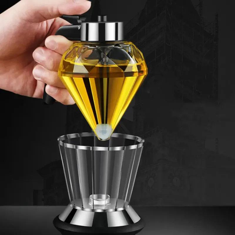 Elegant Pour Glass Oil Dispenser - Image 0