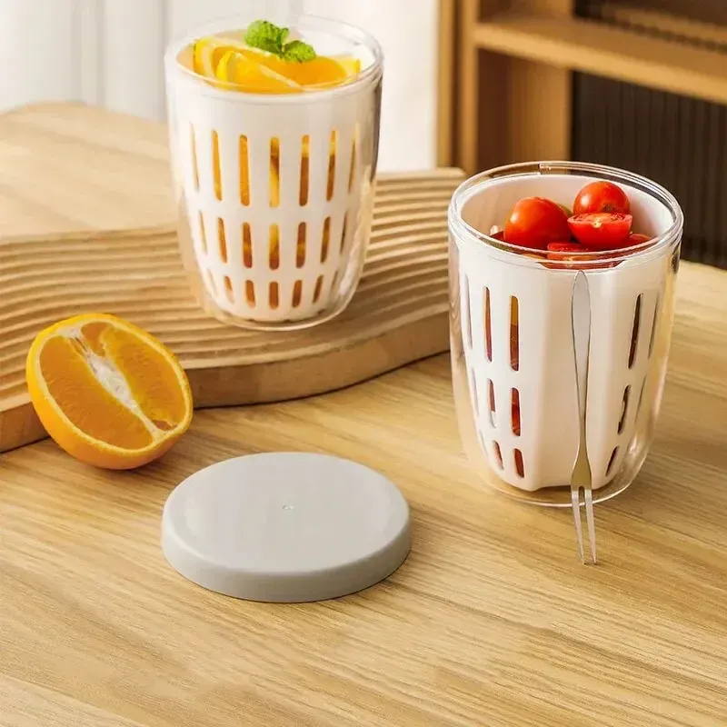 Long Lasting Portable Drain Fruit Cup - Image 0
