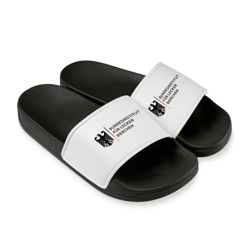 Bild: Badeschuhe - Bundesinstitut für lecker Bierchen.