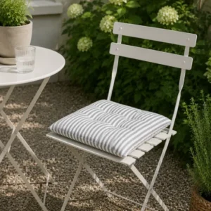 Futon-Gartenkissen – Grau / Weiß 40×40 – Milchbubenstreifen